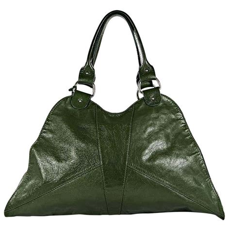 borsa fendi pelle trapezio diavolo|Green Fendi Leather Diavolo Trapezio Bag .